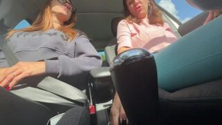Прохожий-неудачник трахает раком двух друзей, которые меняют лампочку (часть 1) порно